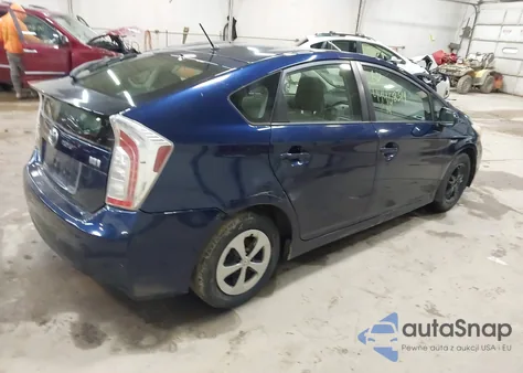 2014 Toyota Prius Two z USA, uszkodzony, nr VIN JTDKN3DU3E1738398